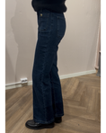 Load image into Gallery viewer, Bootcut Jean - Stretch