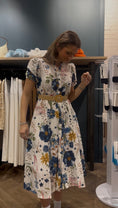 Load image into Gallery viewer, Flower Print Dress