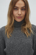 Last inn bilde i gallerivisning, Sula-M, Knit