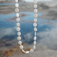 Last inn bilde i gallerivisning, Short necklace, mother-of-pearl, Sandy Beach