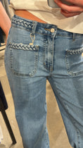 Last inn bilde i gallerivisning, Bootcut Jean - Stretch Flettedetalj
