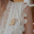 Load image into Gallery viewer, Brosje, Vintage Leaves