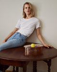 Last inn bilde i gallerivisning, AlmaIW T-Shirt
