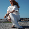 Last inn bilde i gallerivisning, Short necklace, mother-of-pearl, Sandy Beach