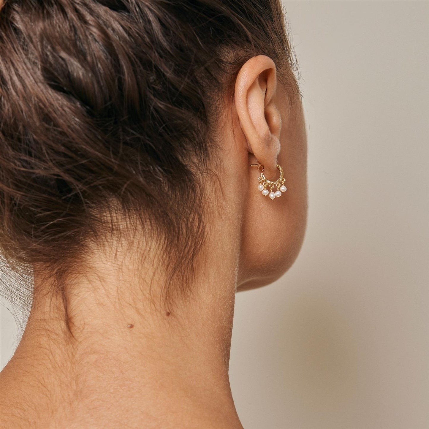 Astrid Hoops Pearl