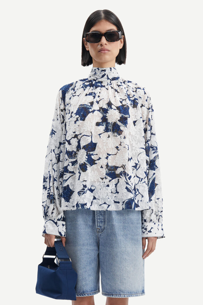 Ebbali Blouse