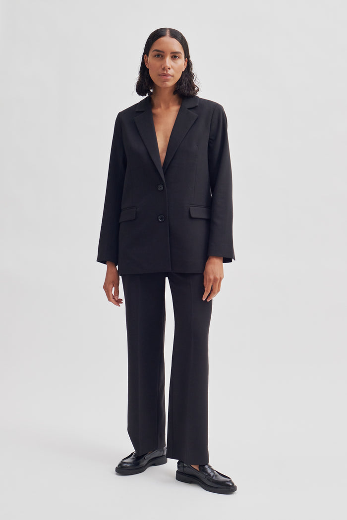 Evie Classic Blazer