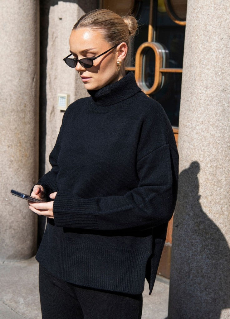 Olivia Sweater Black