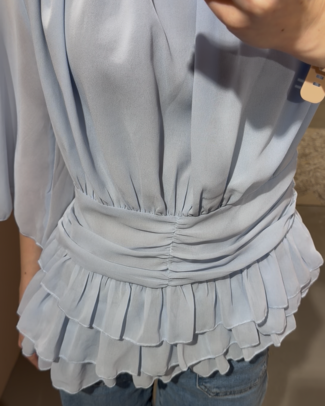 Massino-M, Blouse