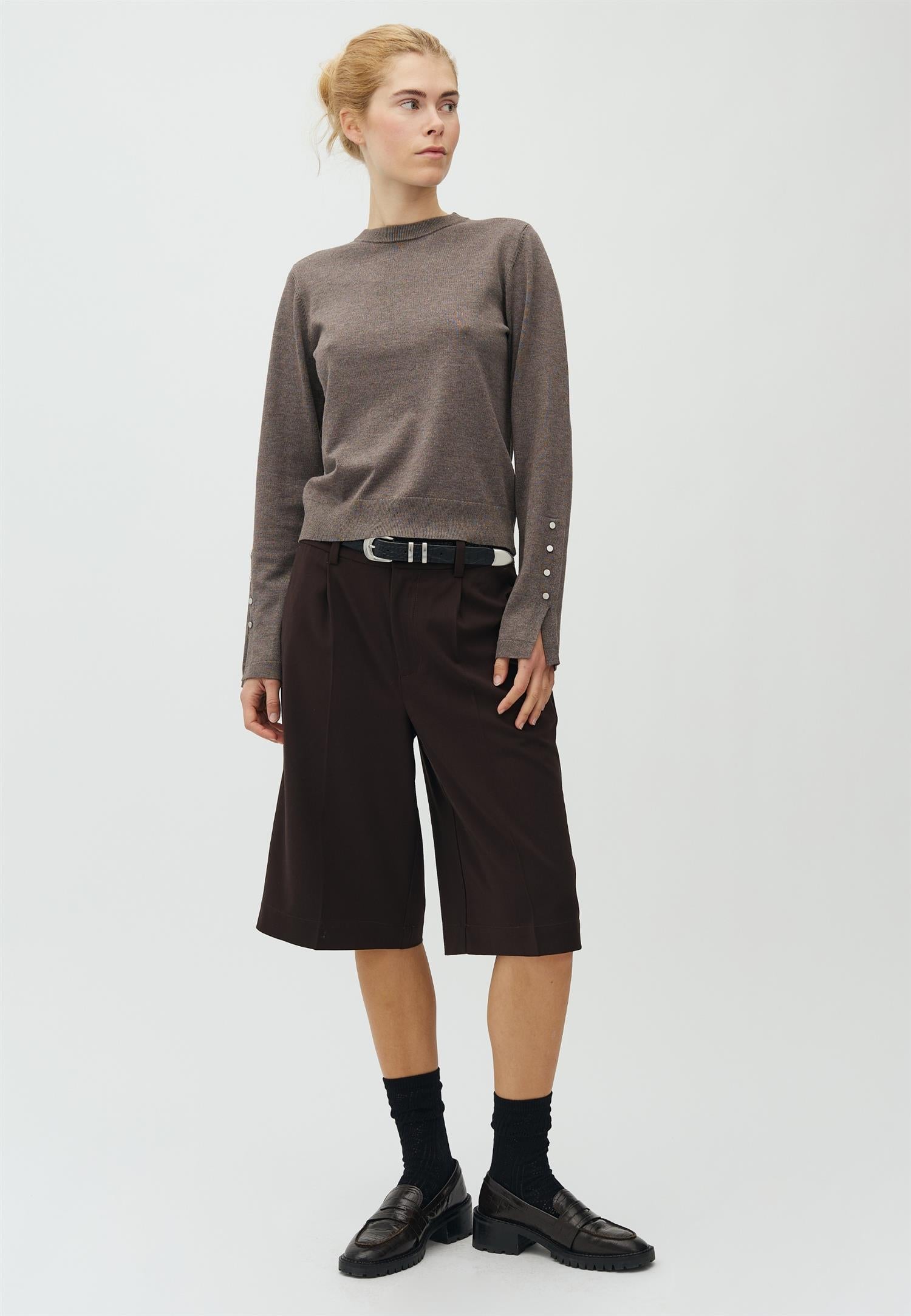 Christir-M, Knit