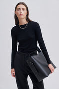 Load image into Gallery viewer, Leata Maxi Leather Bag Black
