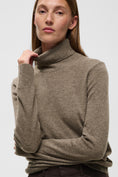 Last inn bilde i gallerivisning, PeiIW Monika Turtleneck
