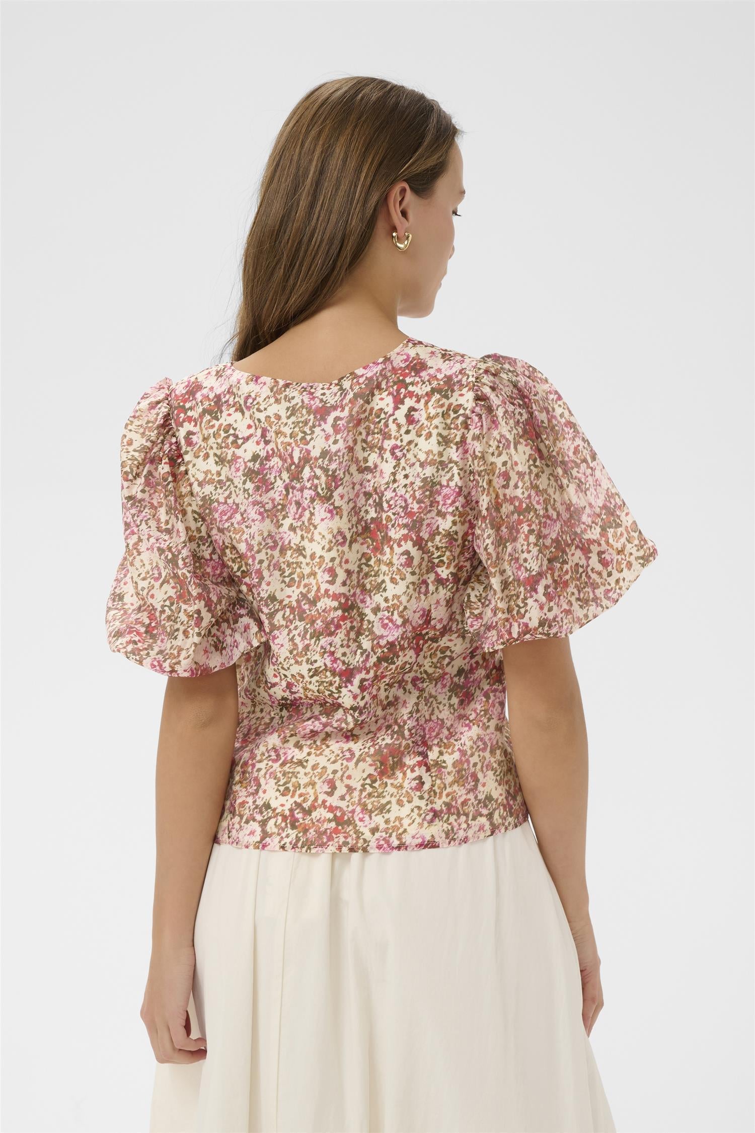 RainieSZ Blouse