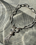 Last inn bilde i gallerivisning, Bracelet with clasp, Shimmer S
