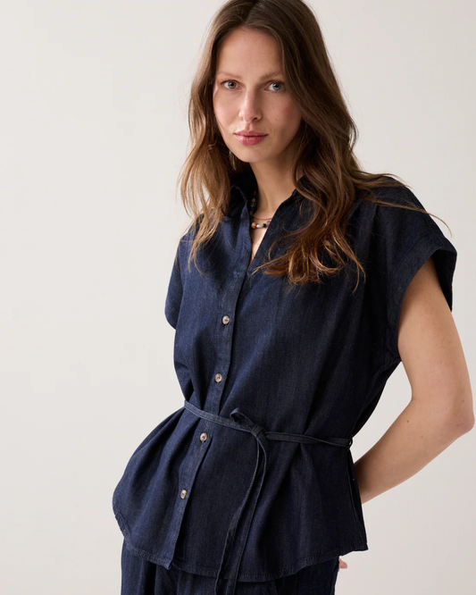 Blouse in rinse wash