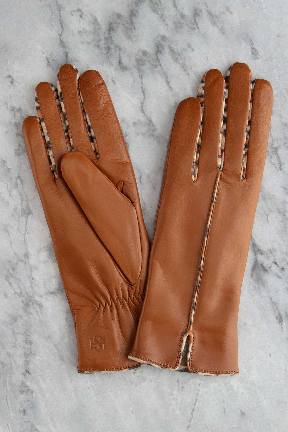 Statement Leo Gloves