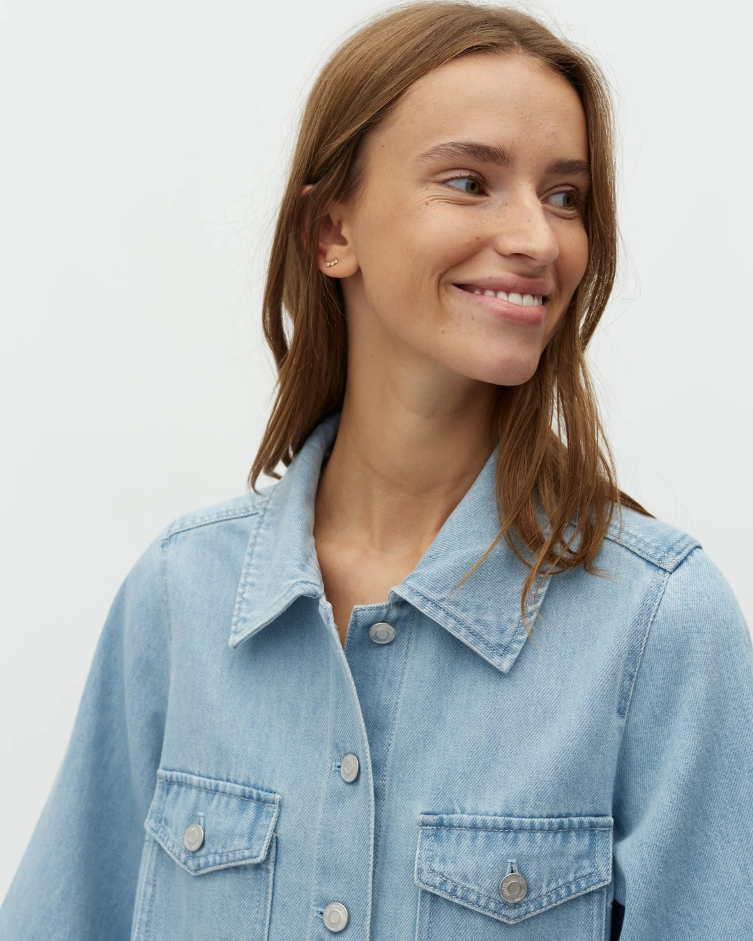 Mira-M, Dress