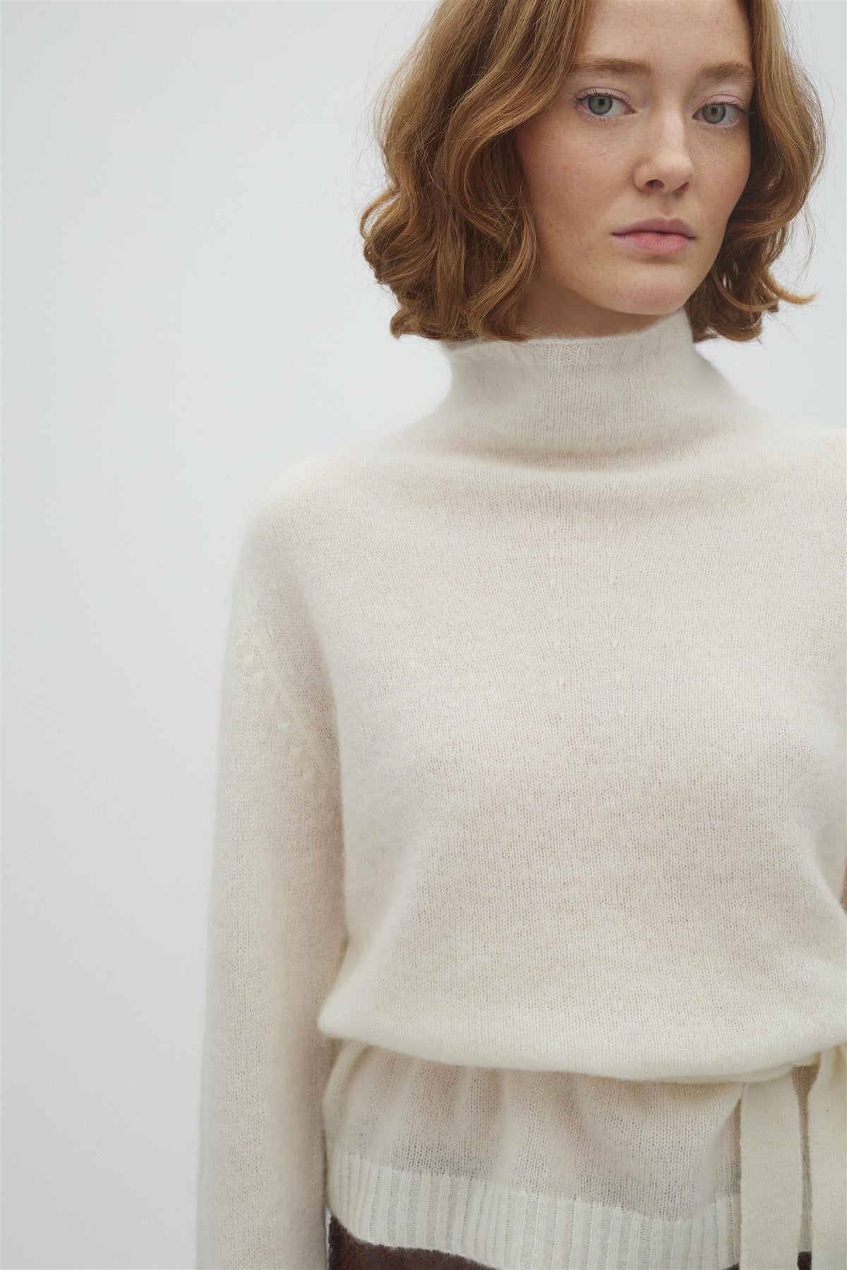 Vivien-M, Knit
