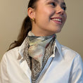 Load image into Gallery viewer, Skjerf i ekte silke, soft tones
