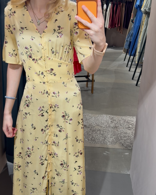 Oceania-M, Dress