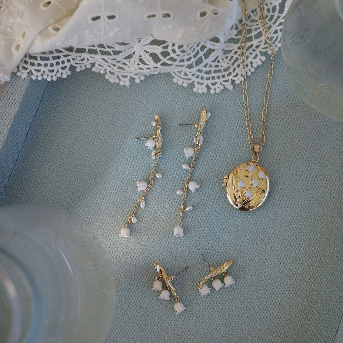 Lange øredobber, Lilies & Pearls