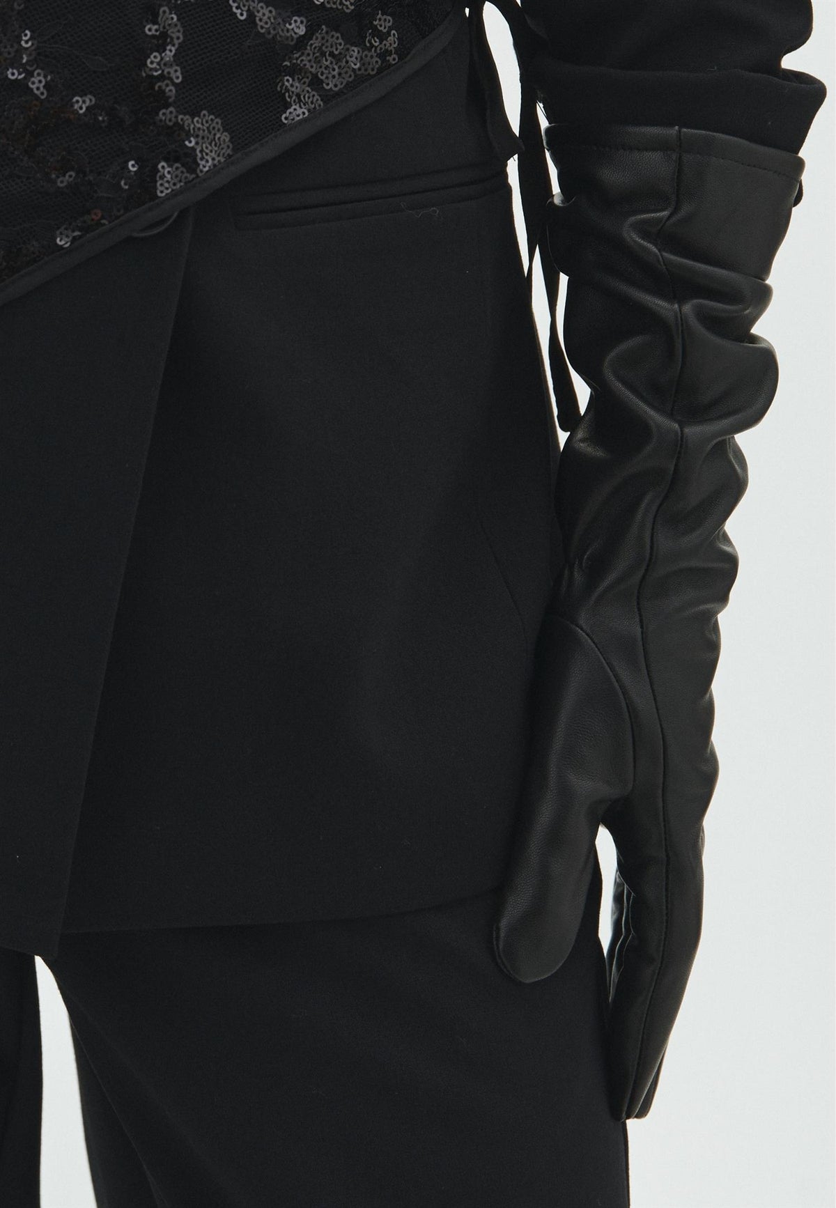 Holy, Gloves - Black