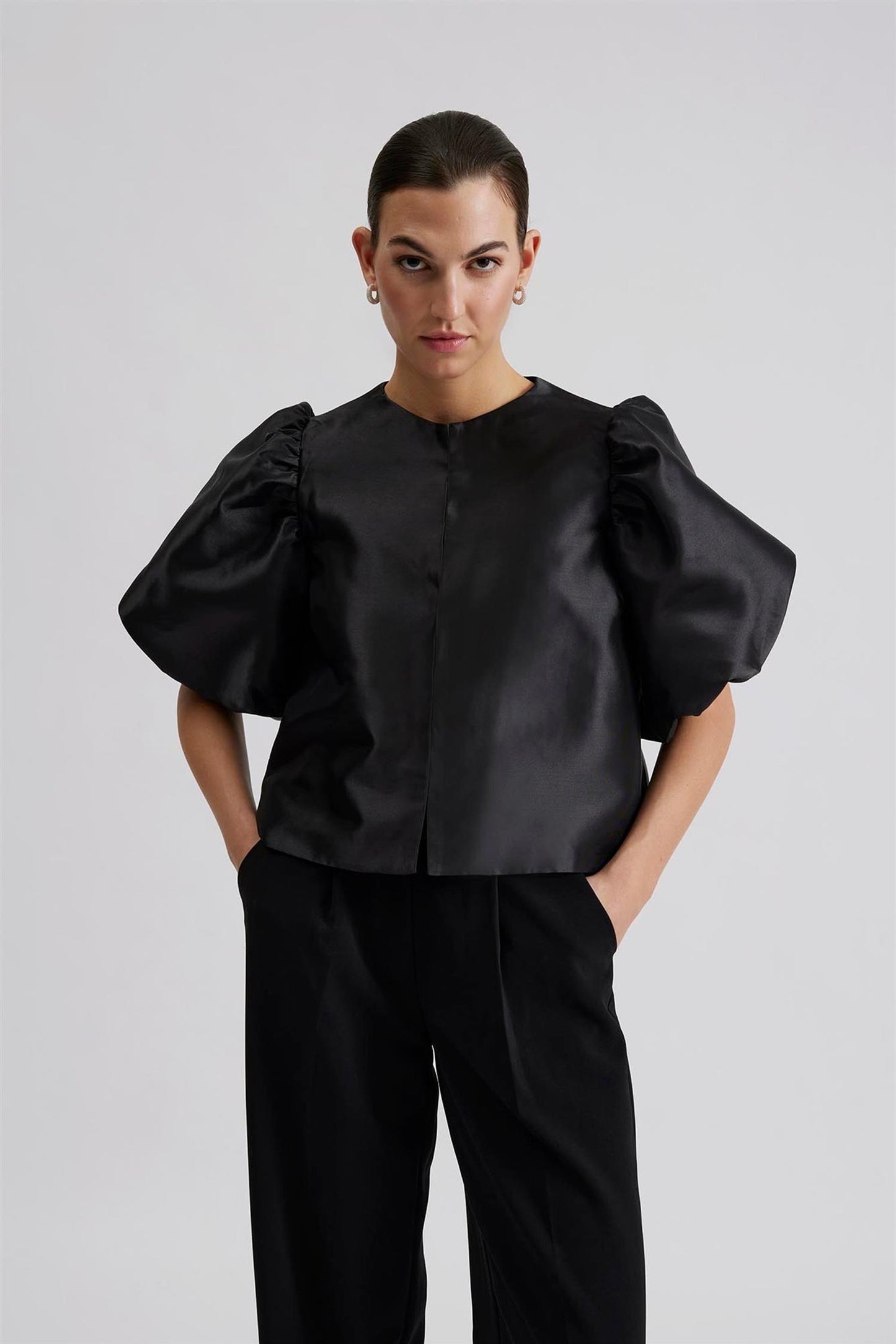 Cleo Pouf Sleeve Blouse Black