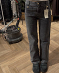 Load image into Gallery viewer, Bootcut Jean - Stretch
