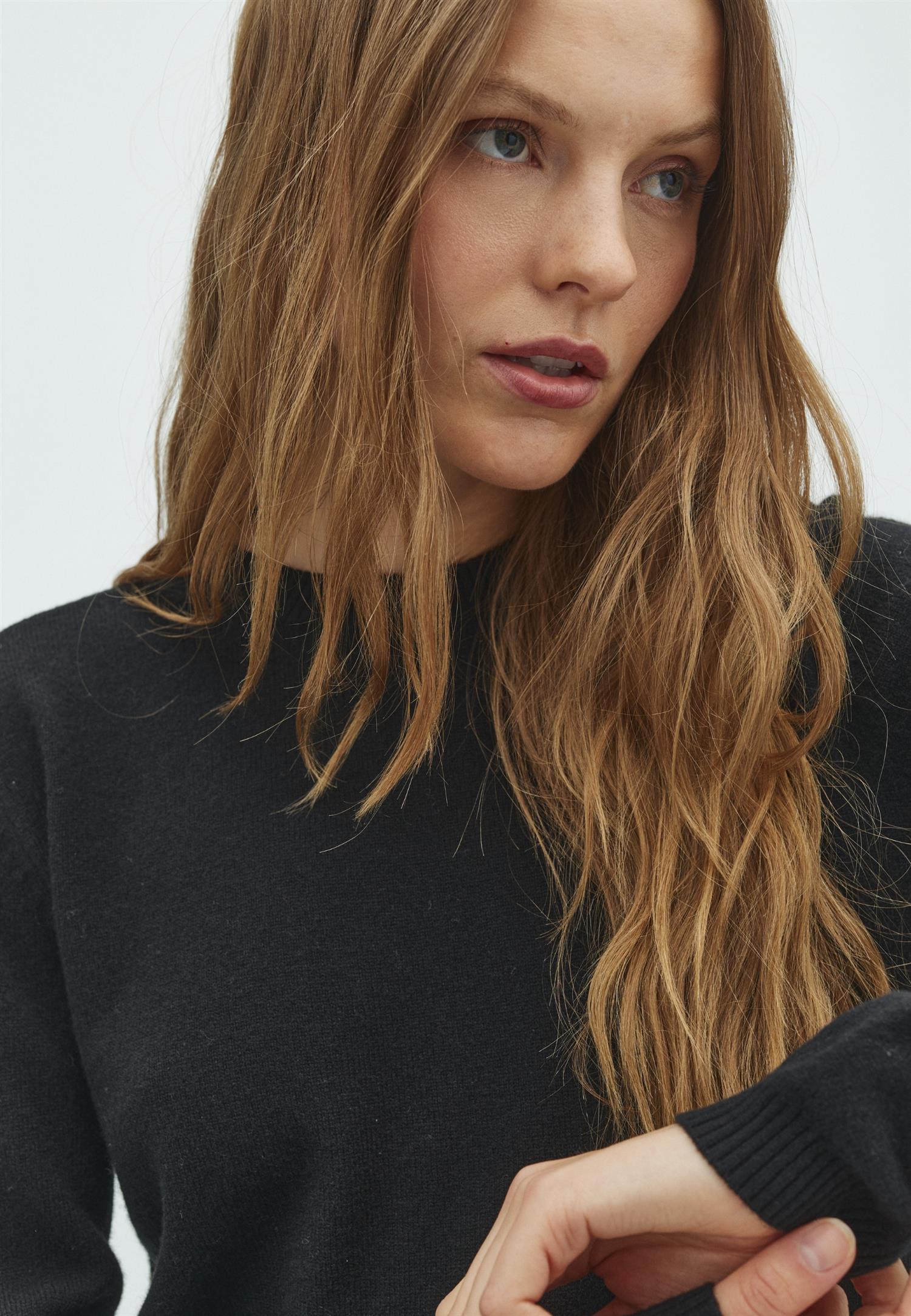 Christin-M, Knit
