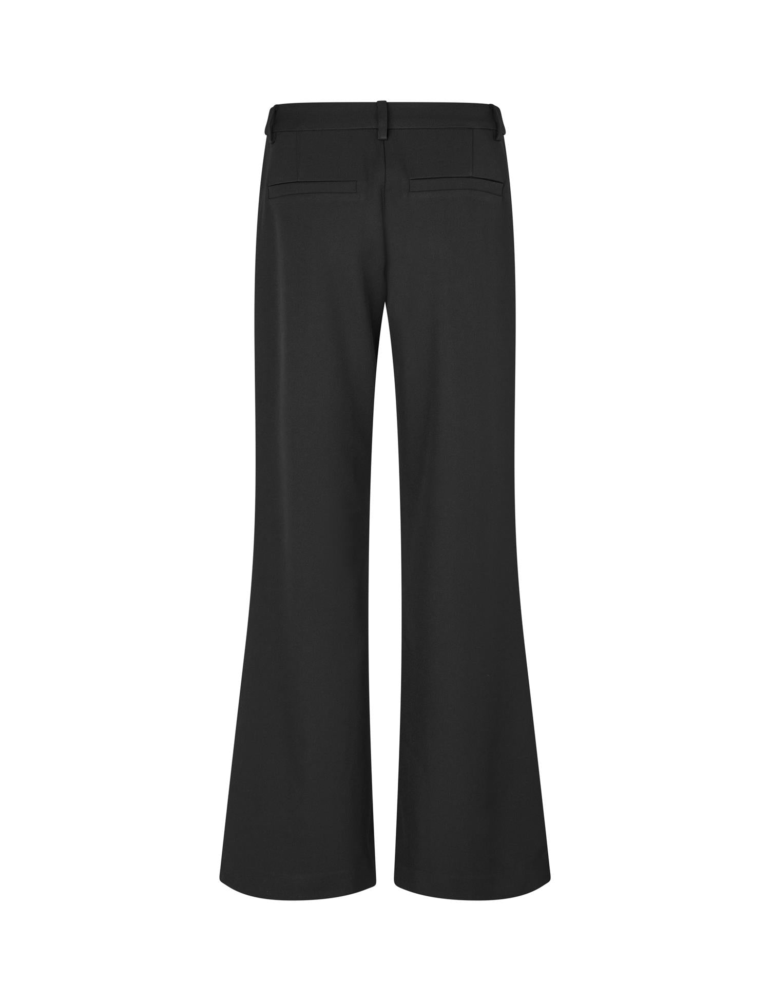 Leocardia-M, Pant