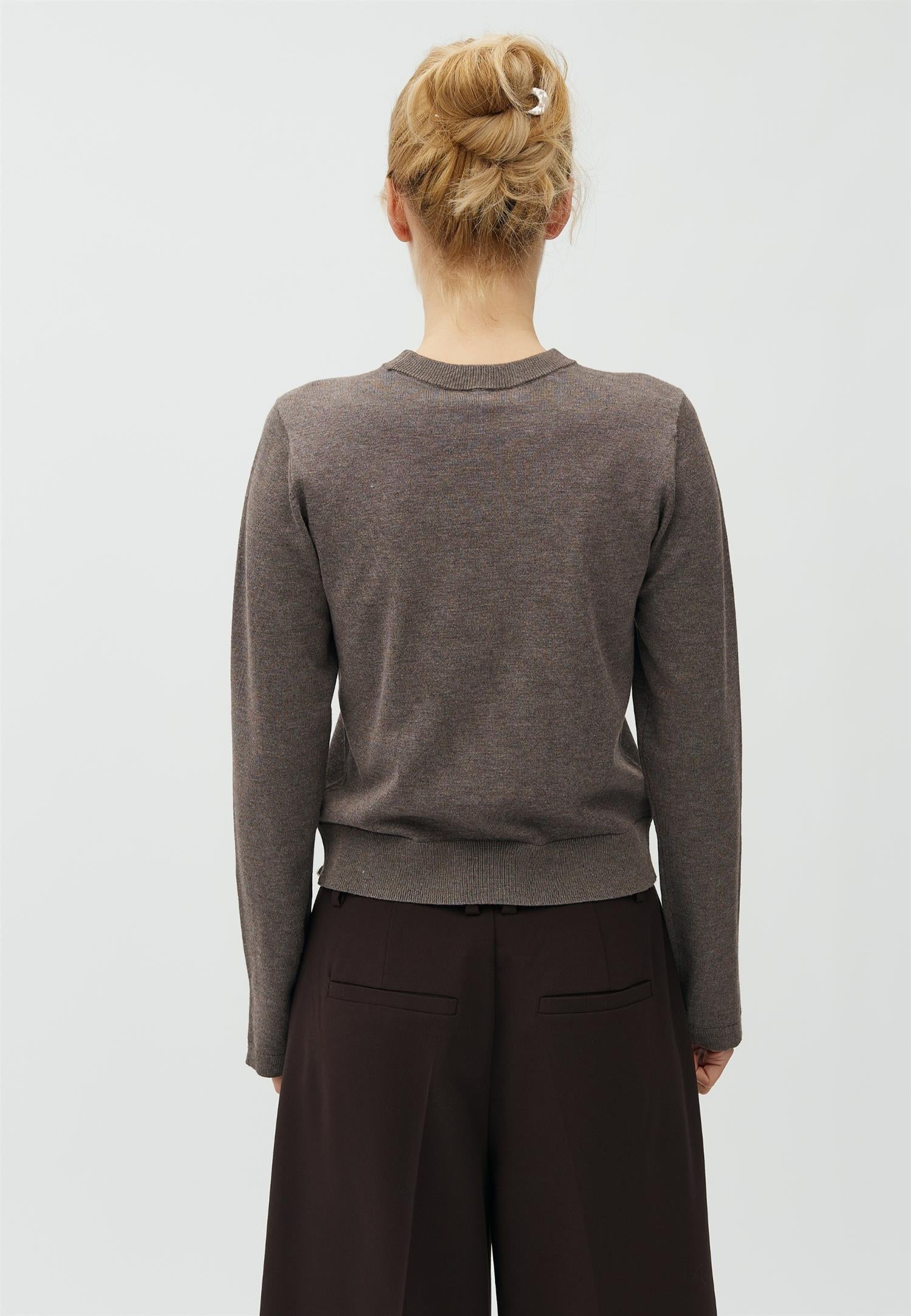 Christir-M, Knit