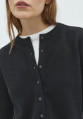Last inn bilde i gallerivisning, Averie-M Knit Cardigan
