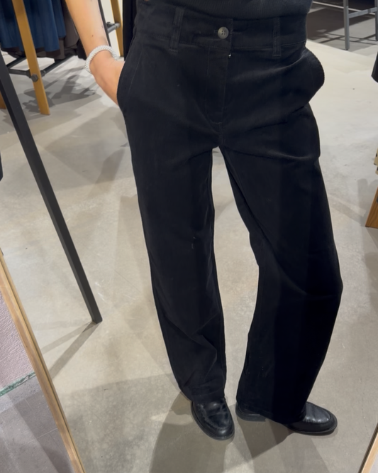 Merie Strech Trousers