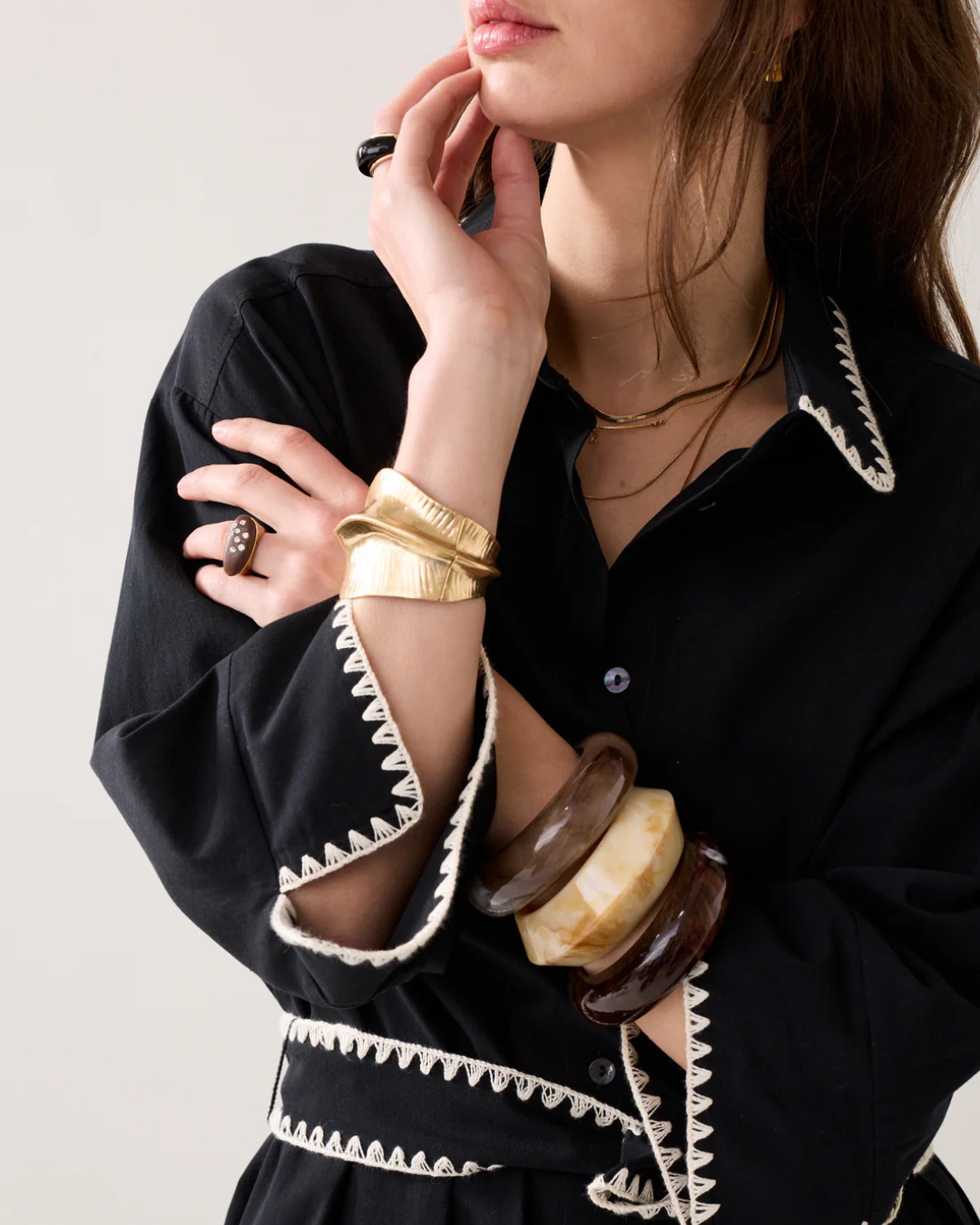 Shirt dress with festoon stitching