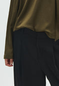 Last inn bilde i gallerivisning, Emeli-M, Pant
