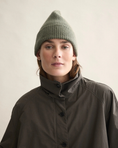 Last inn bilde i gallerivisning, Beanie - Croco

