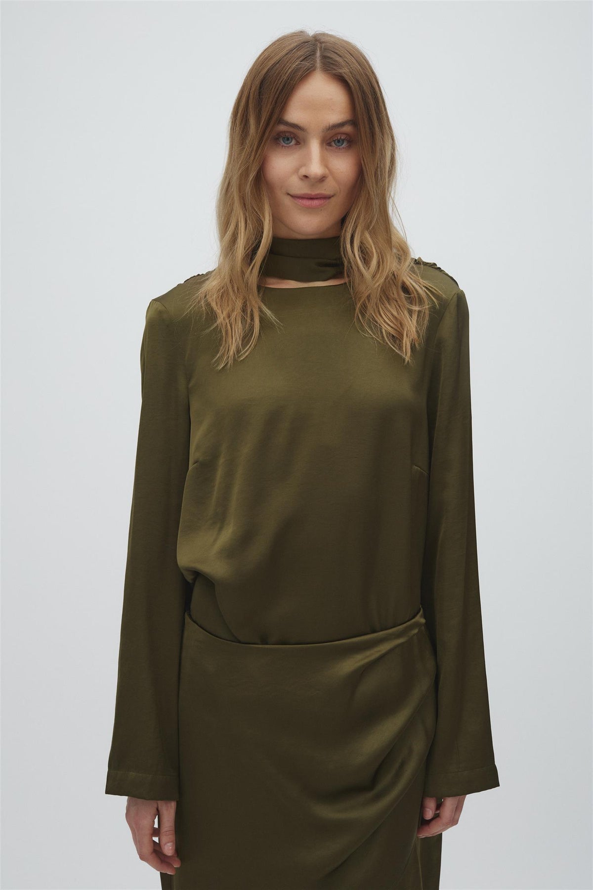 Dagny-M, Dress