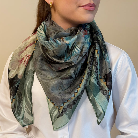 Lite skjerf i ekte silke, humming bird