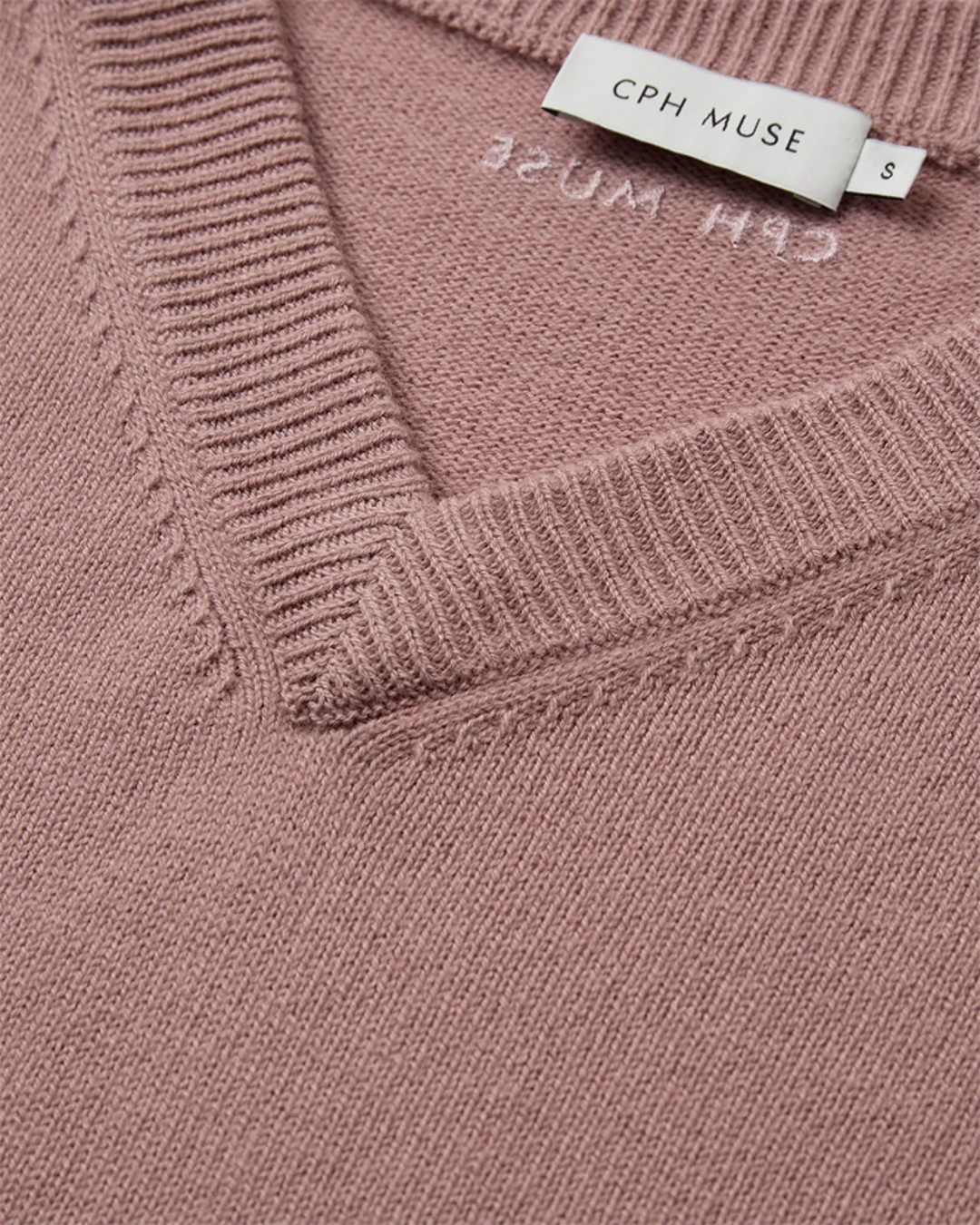 CMSienna Pullover V-Neck