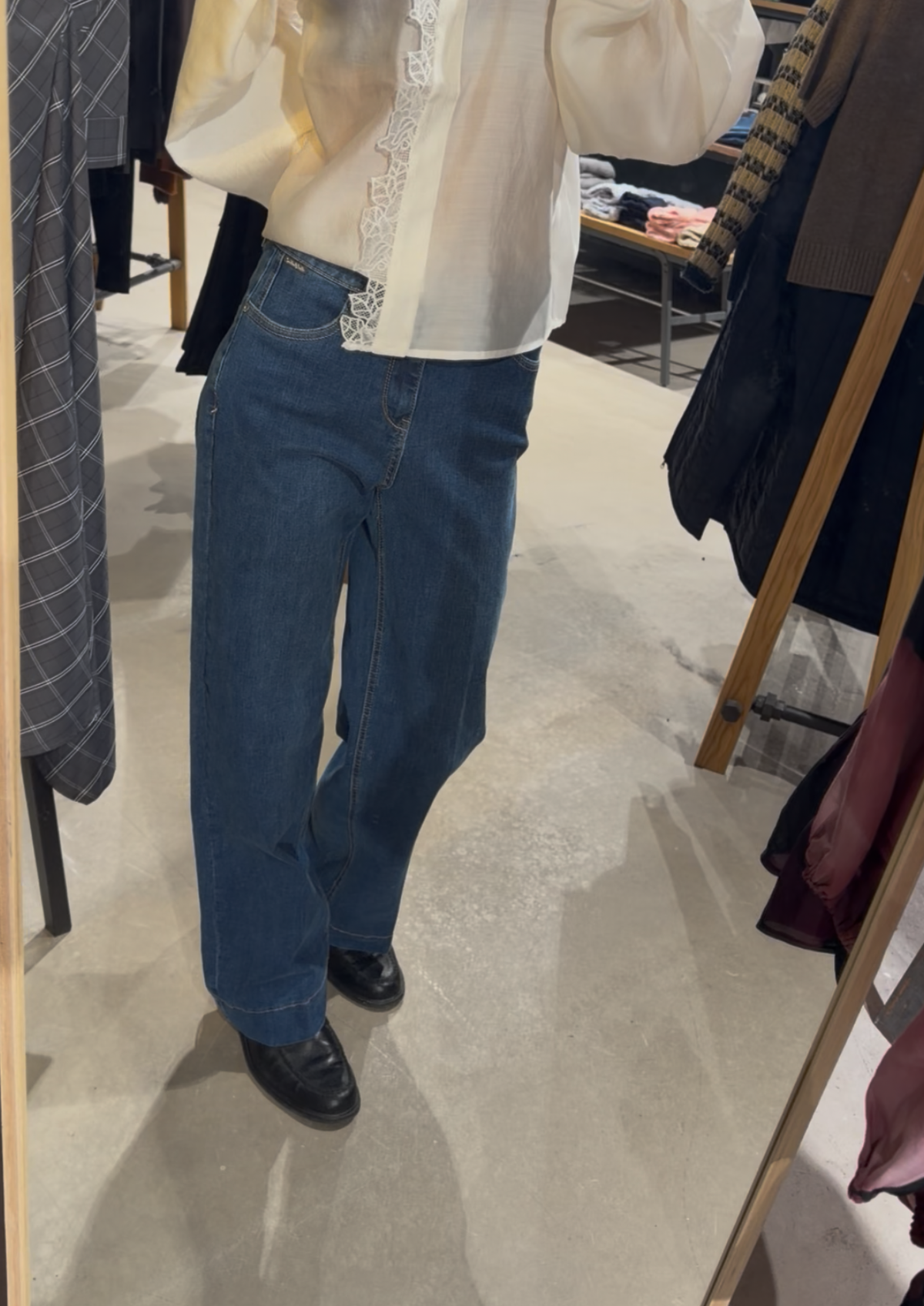 Conny - Dark Blue Used