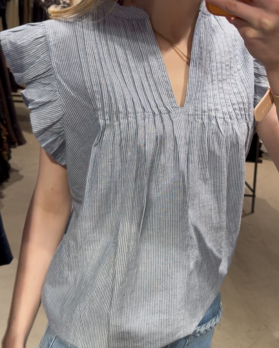 Gemala-M, Blouse