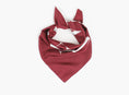 Load image into Gallery viewer, Embla Emblem Silkeskjerf
