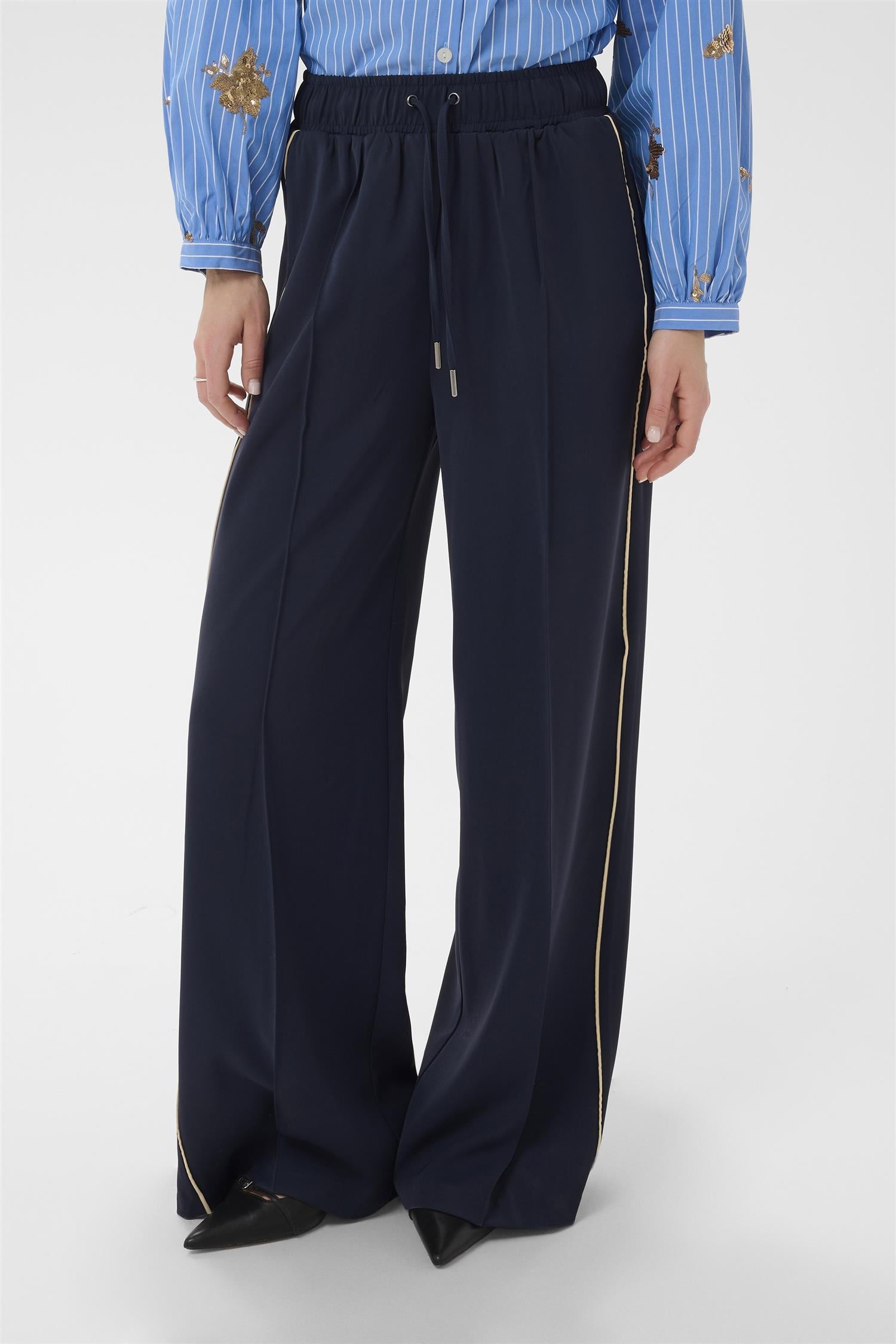 SueSZ Pants