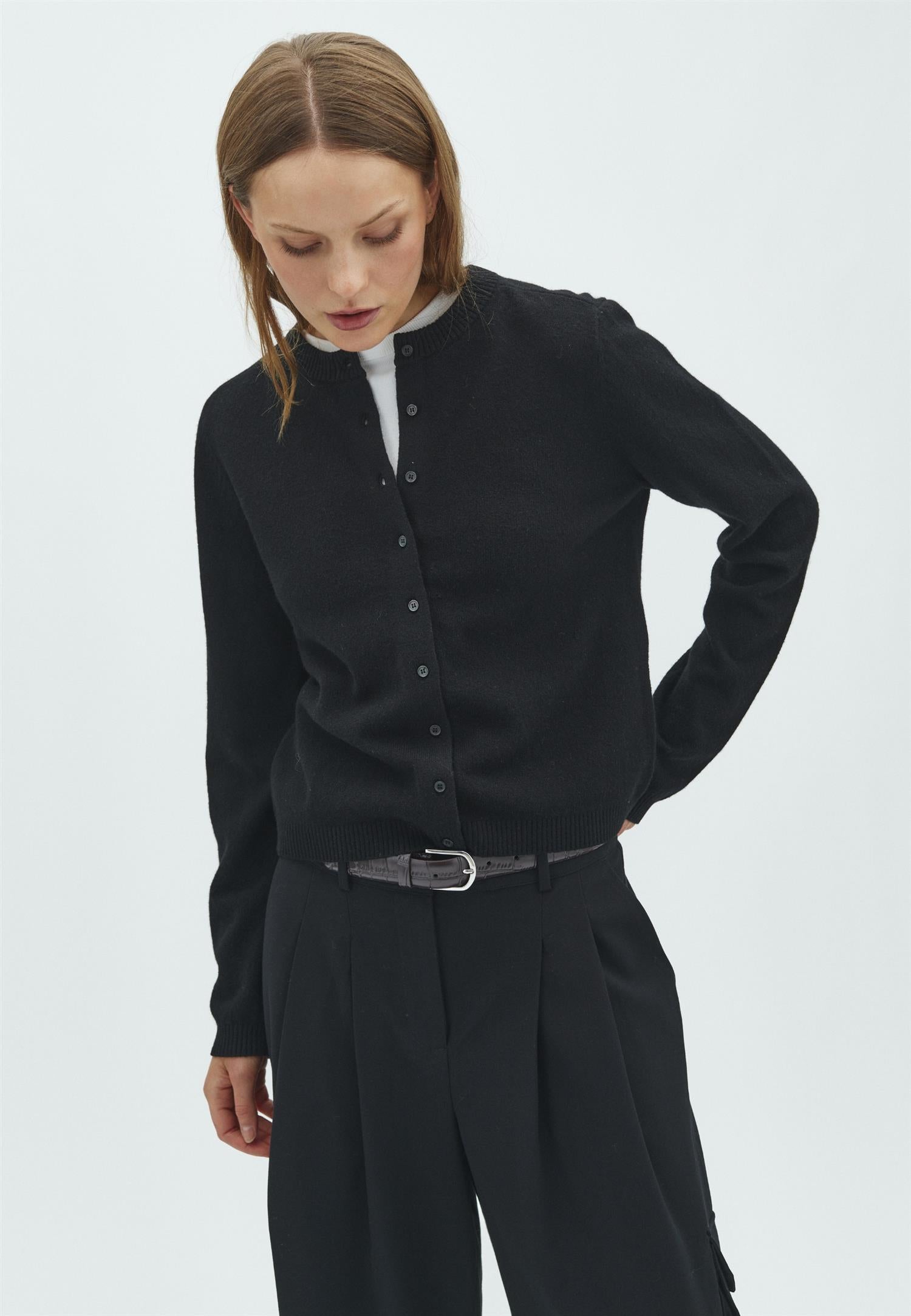 Averie-M Knit Cardigan